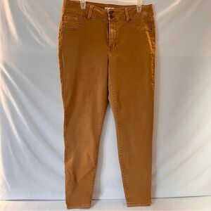 Maurice’s Jeans Tan Jeans Size Large Short